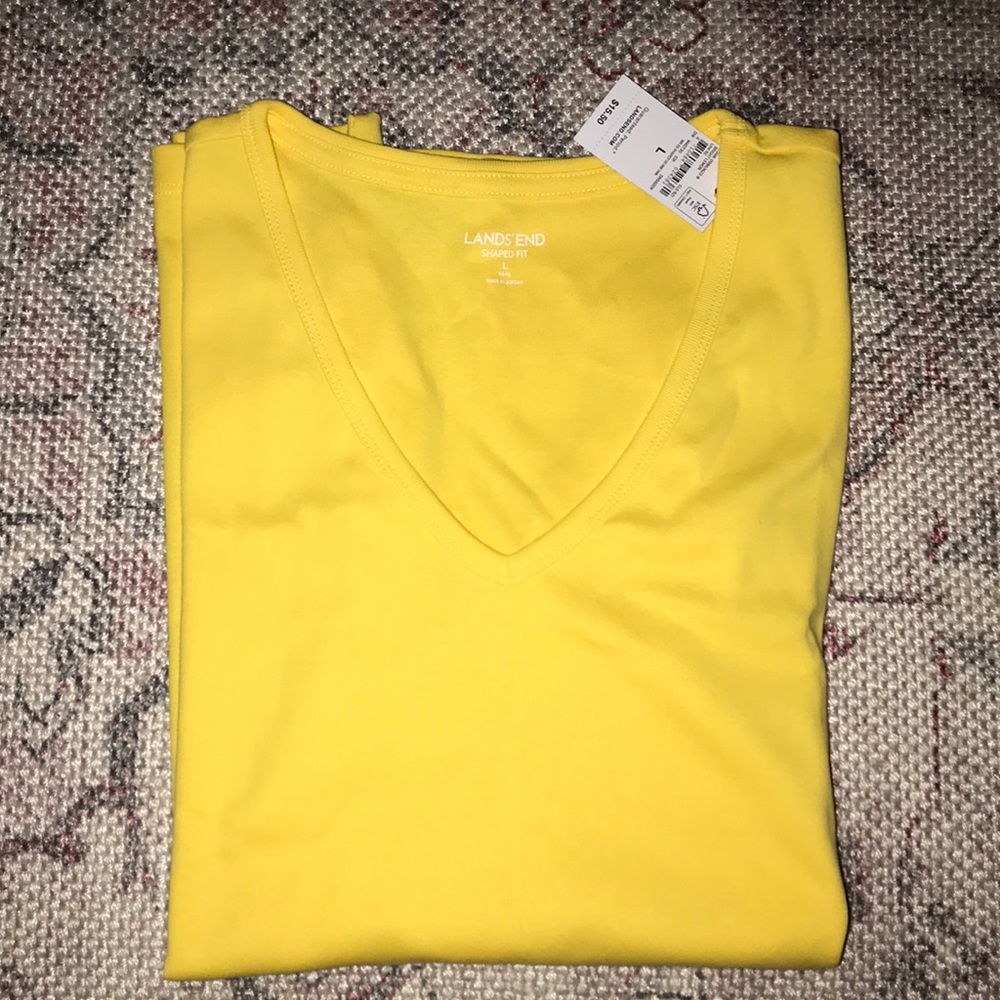 Lands Ends Women’s T-shirt